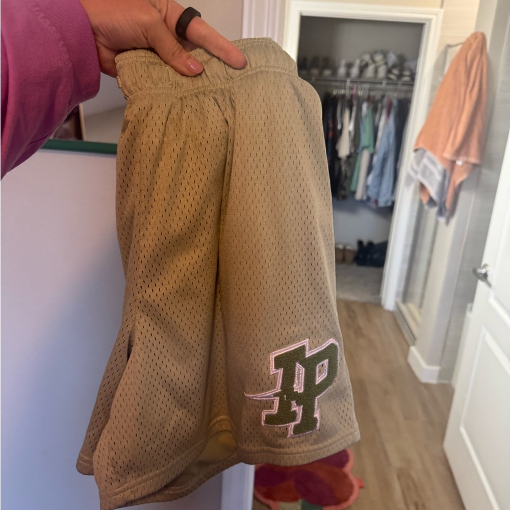 Inaka Power Shorts size XL